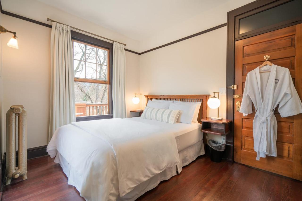 Naramata Inn Luaran gambar