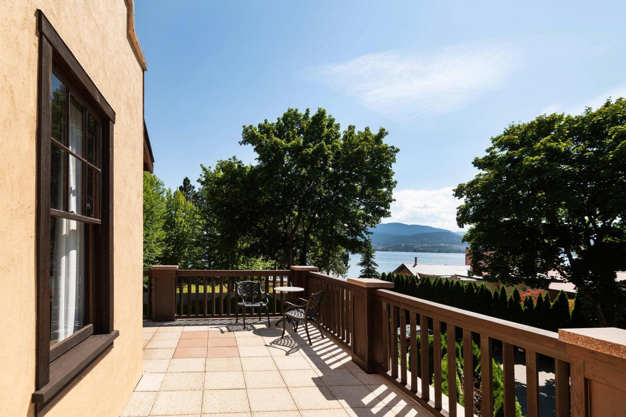 Naramata Inn Luaran gambar